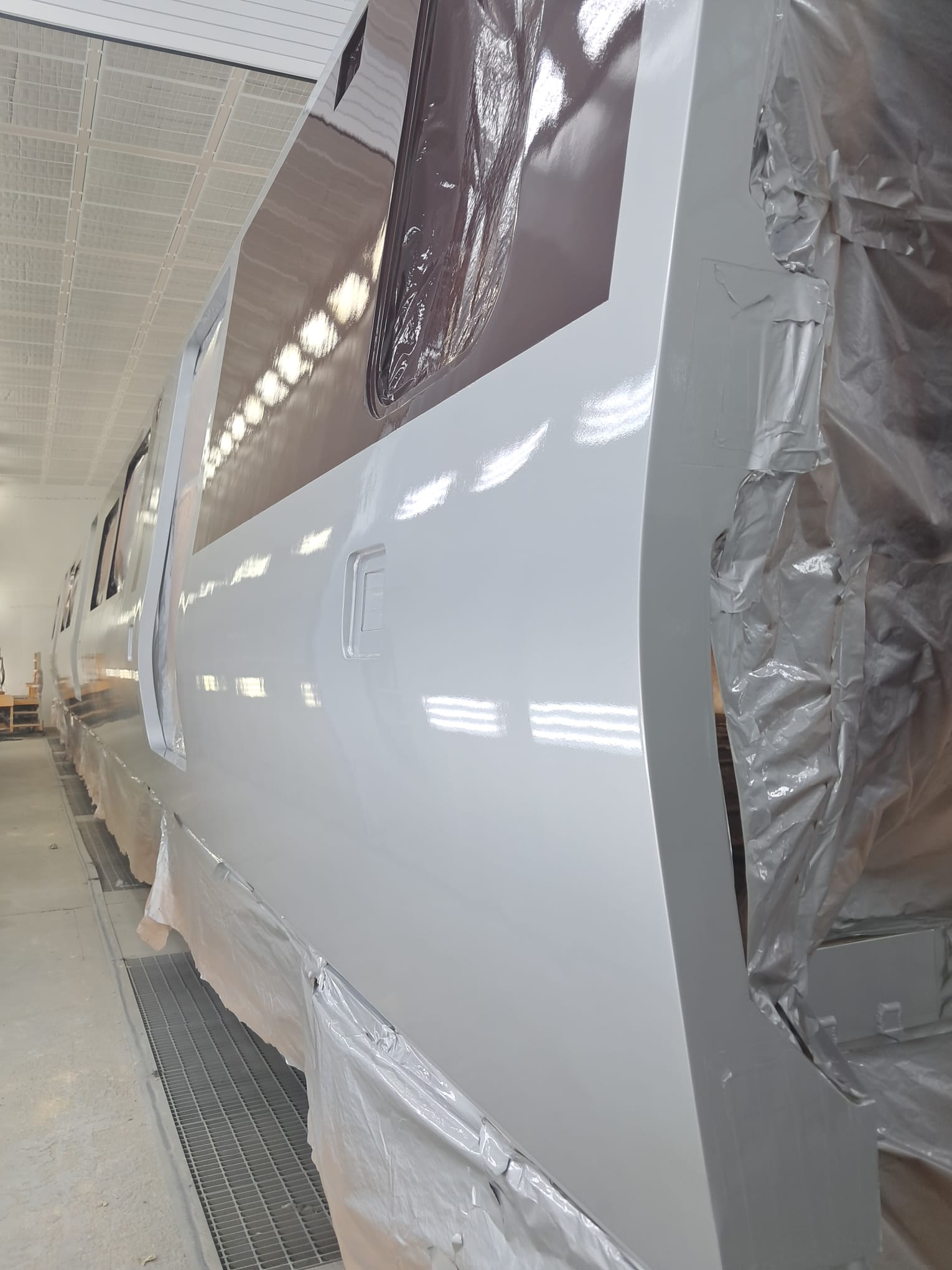 Verniciatura cassa ferroviaria